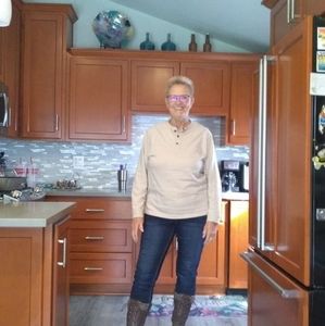 Meet your Posher, Bea